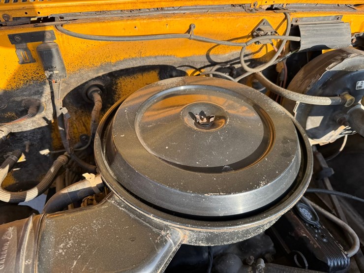 1985-chevrolet-c10-image-45