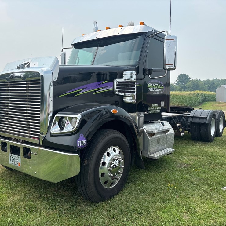 2015 FREIGHTLINER CORONADO 122 SD