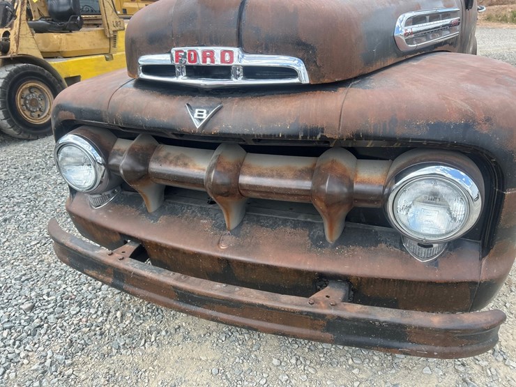 #61237-•-1951-ford-pickup-image-11
