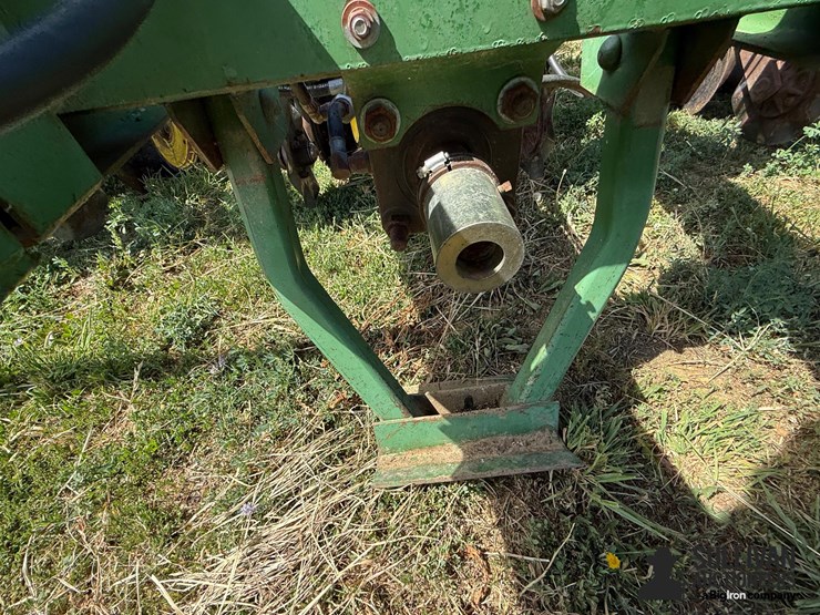 john-deere-7000-image-10