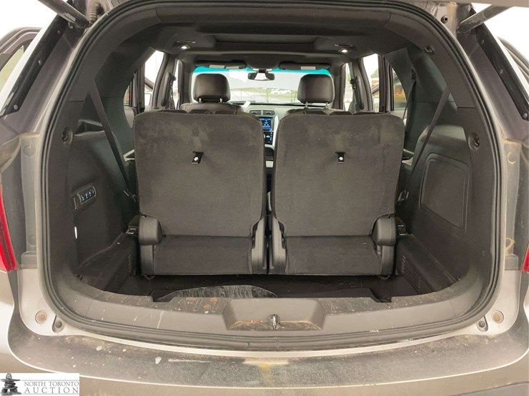 2014-ford-explorer-image-21