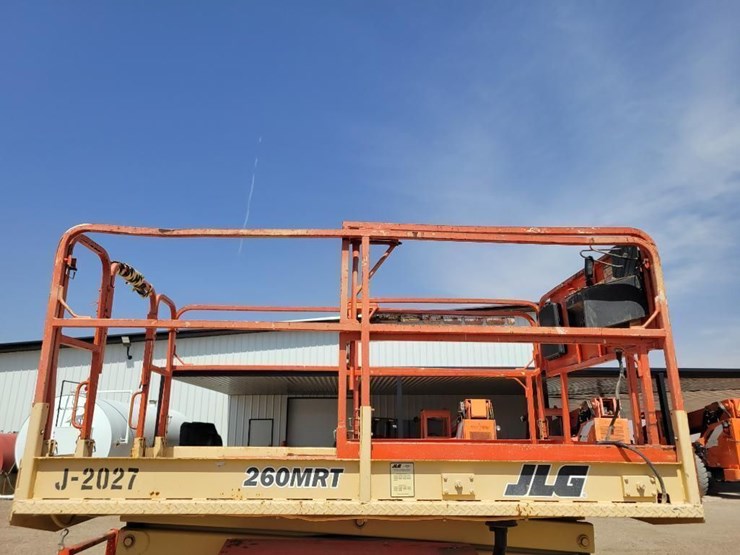 2000-jlg-260mrt-image-19