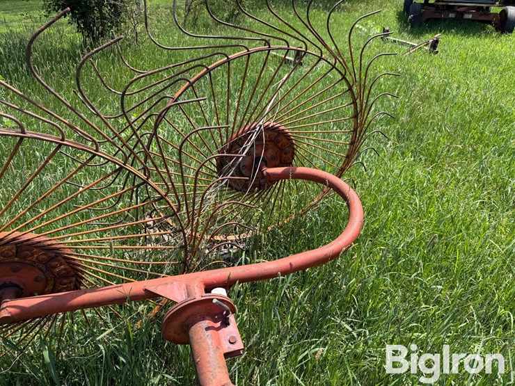3-pt-hay-inverter-rake-image-14