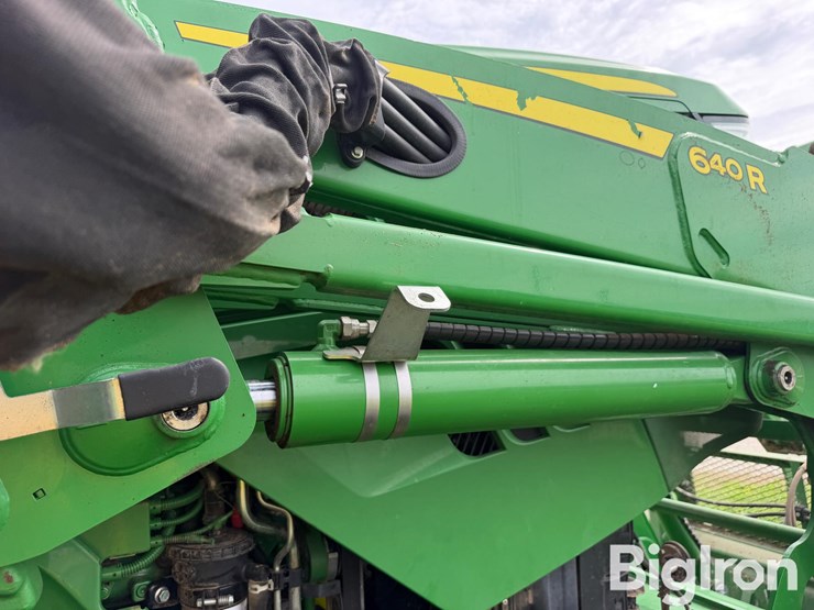 john-deere-6145m-image-19