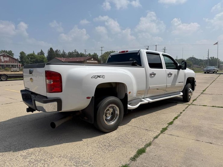 2007-chevrolet-3500-image-5