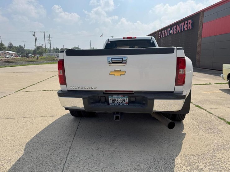 2007-chevrolet-3500-image-4