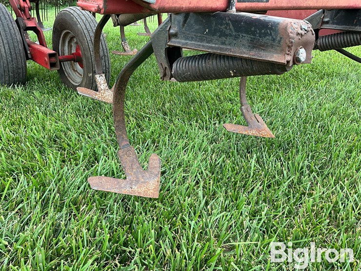 case-ih-4800-image-13