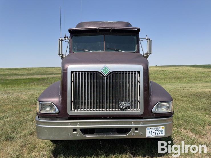 1999-international-9400-eagle-image-2