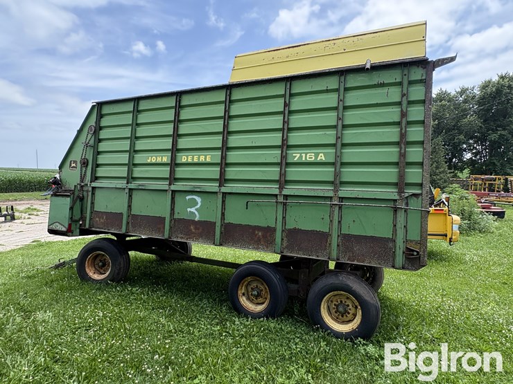 john-deere-716a-image-8