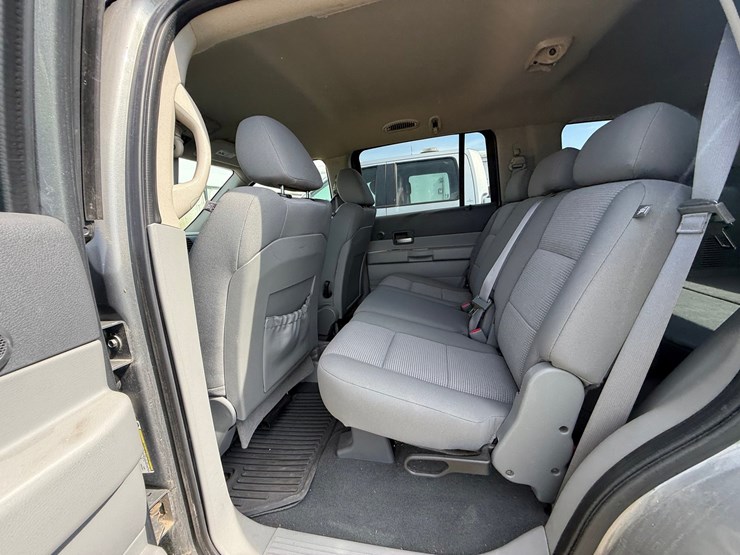 2009-dodge-durango-image-34