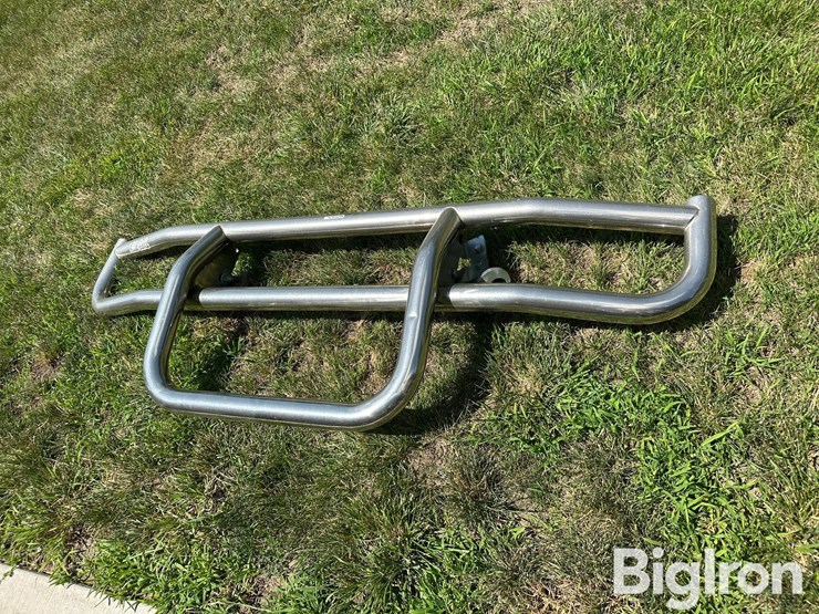 tuff-guard-truck/tractor-grill-guard-image-6