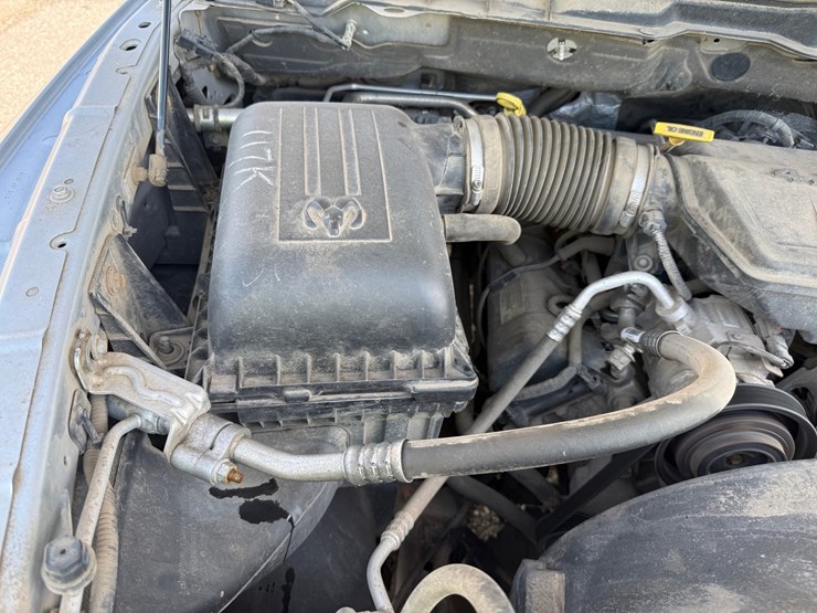 2014-dodge-1500-image-13
