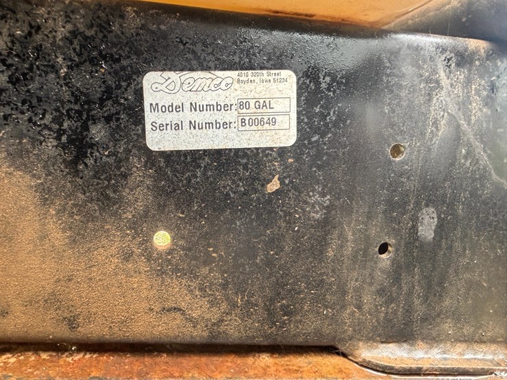 demco-sprayer-image-7