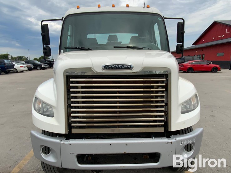 2012-massey-ferguson-730-image-9