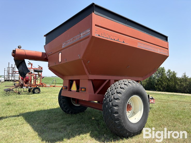 brent-gc572-grain-cart-image-5