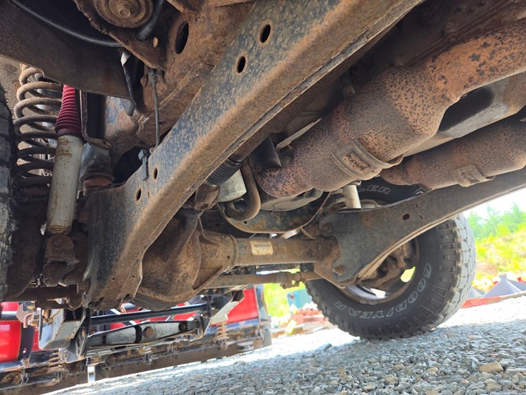 2013-ford-f350-image-33