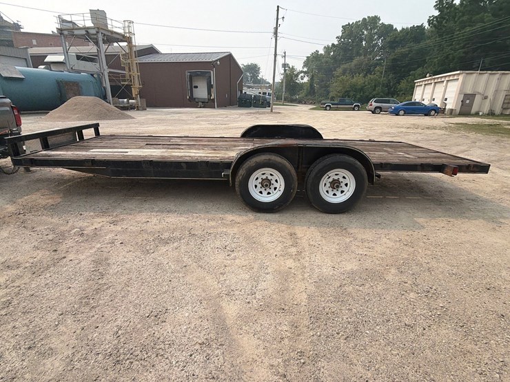 #1541-•-1996-starlight-7'-x-20'-12k-trailer-image-2