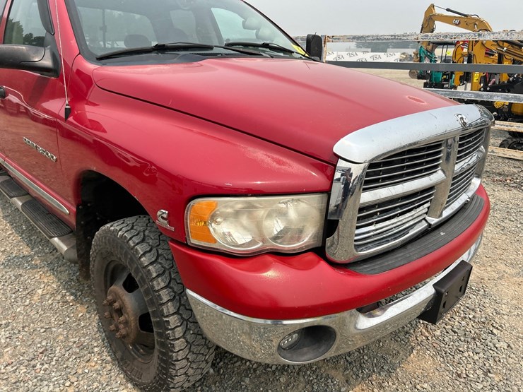 2005-dodge-ram-3500-image-9