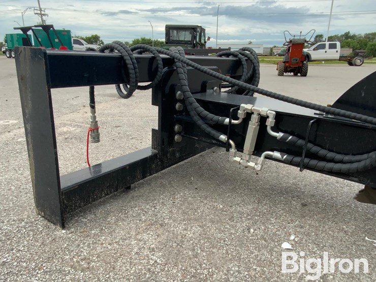 2026-massey-ferguson-730-image-11