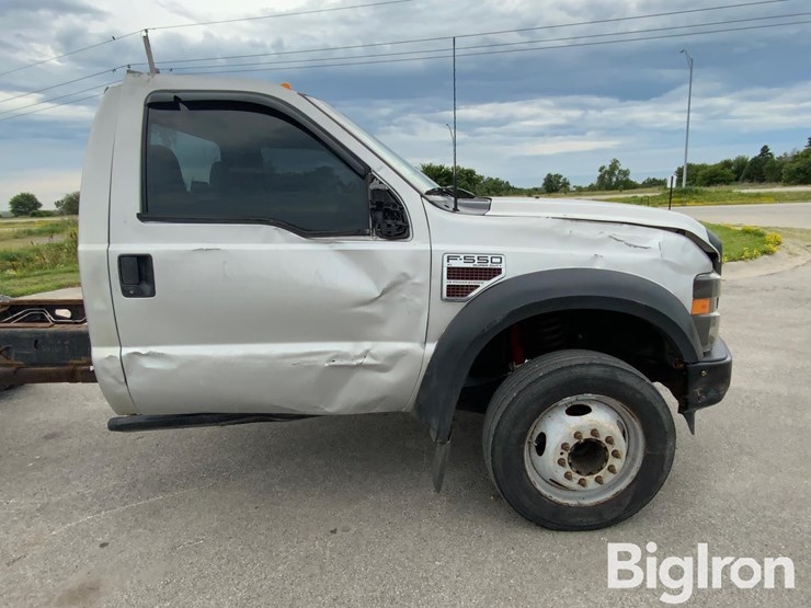 2009-ford-f550-xl-image-12