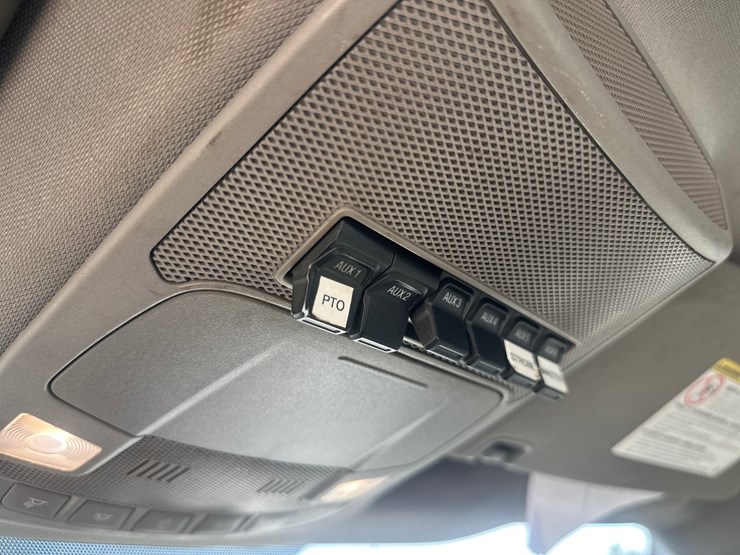 2019-ford-f550-image-33
