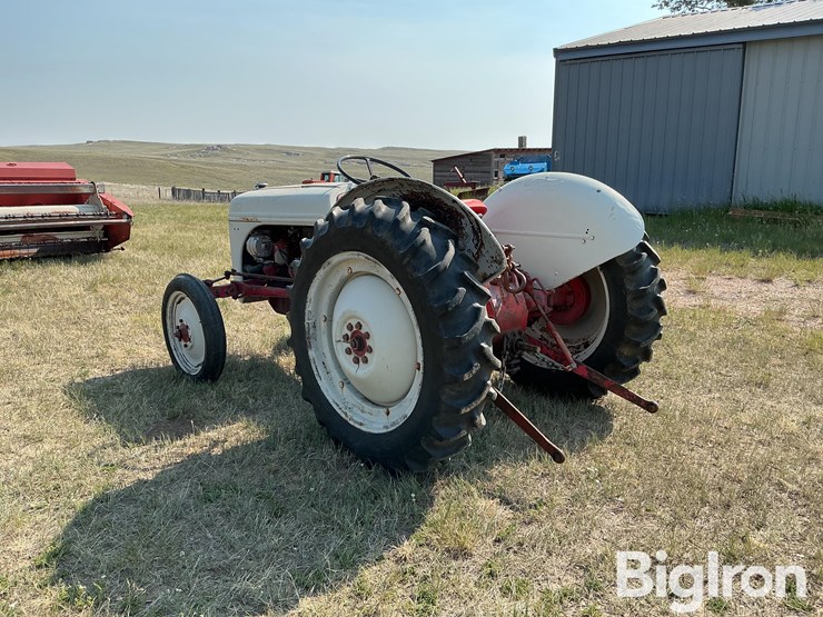 ford-8n-image-7