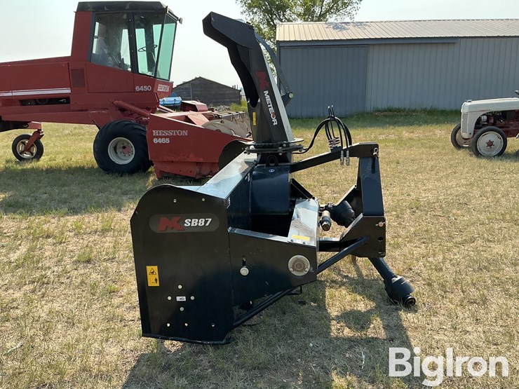mk-martin-sb87-bk-single-auger-snow-blower-image-8