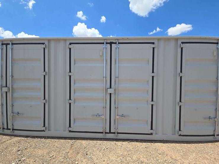 40'-shipping-container-image-7