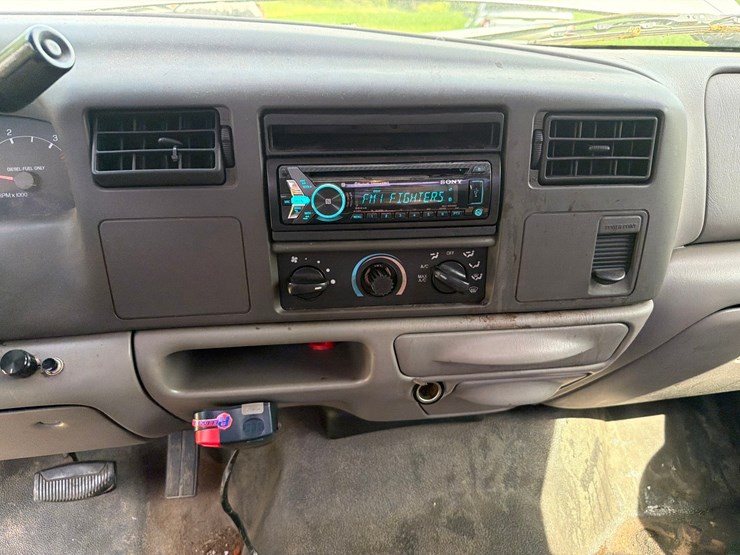 1999-ford-f250-image-28