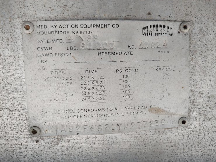 2000-chaparral-48-ft-image-28
