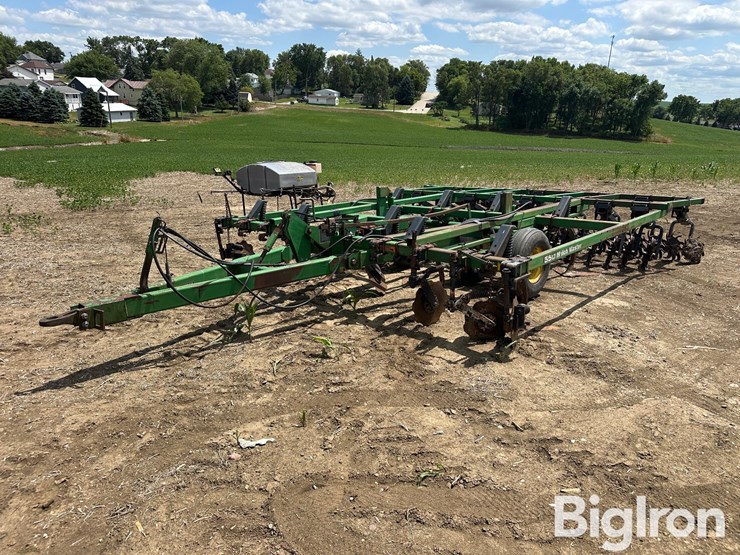 john-deere-550-image-1