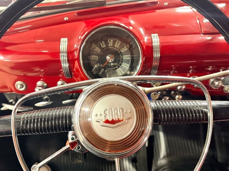 #1879-•-1949-ford-custom-convertible-image-27