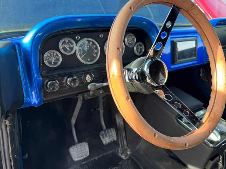 1961-chevrolet-350-image-31