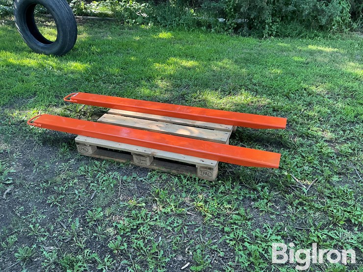 82”-skid-steer-fork-extensions-image-4