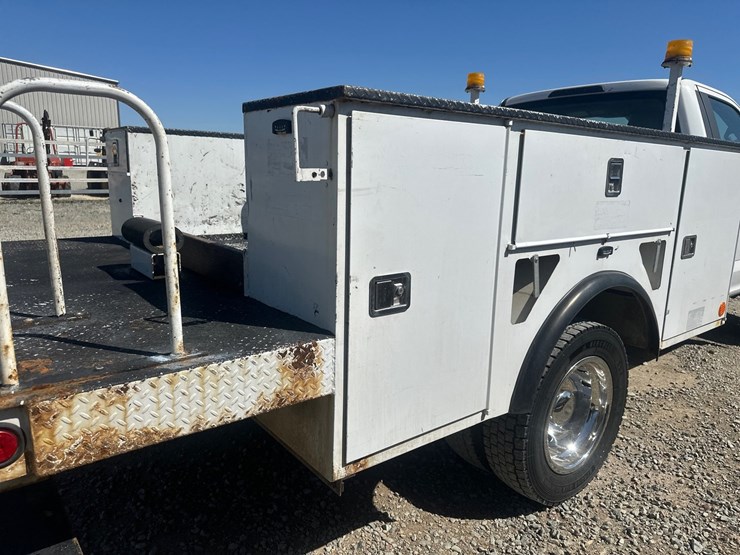 2019-ford-f550-image-15