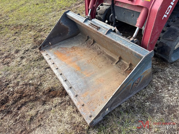 takeuchi-tl8r-image-8
