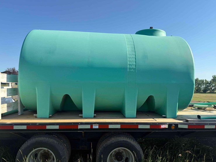 poly-tank-image-2