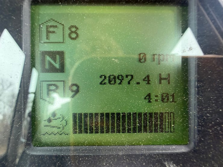 2016-case-1650m-image-65