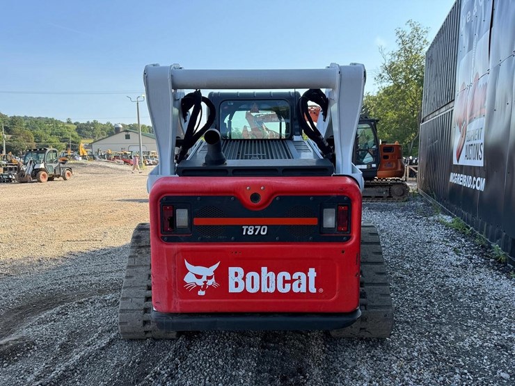 2023-bobcat-t870-image-3