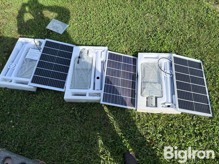 wywna-outdoor-solar-lighting-image-4