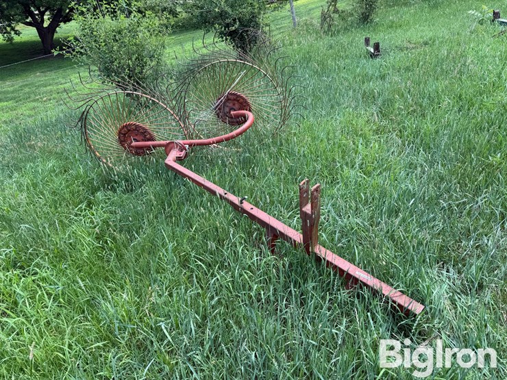 3-pt-hay-inverter-rake-image-2