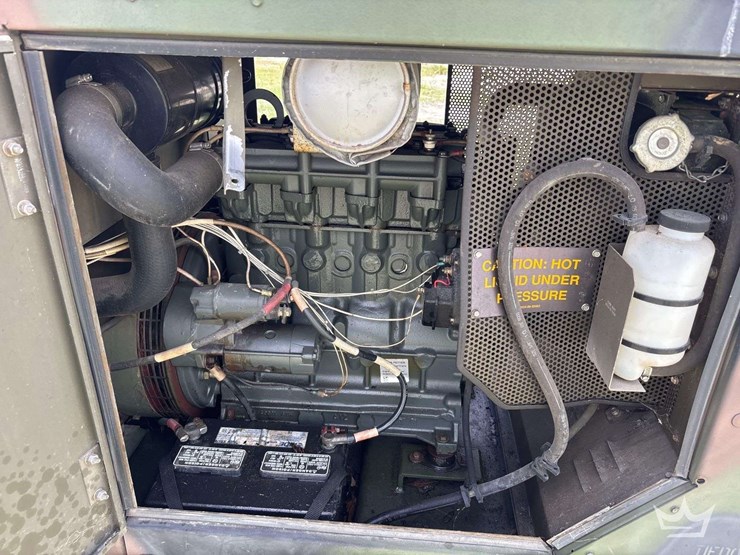 1995-military-mep-813a-10kw-standby-diesel-generator-image-10