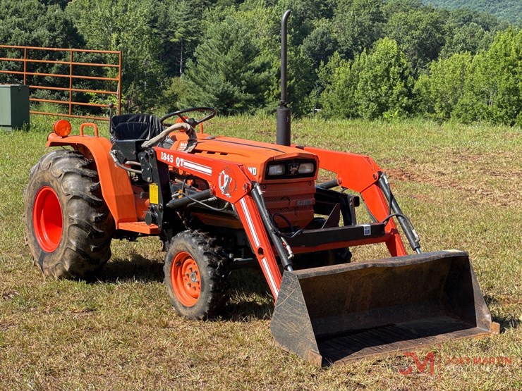 kubota-b8200-image-1