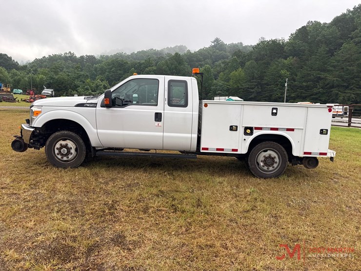 2016-ford-f350-xl-image-4