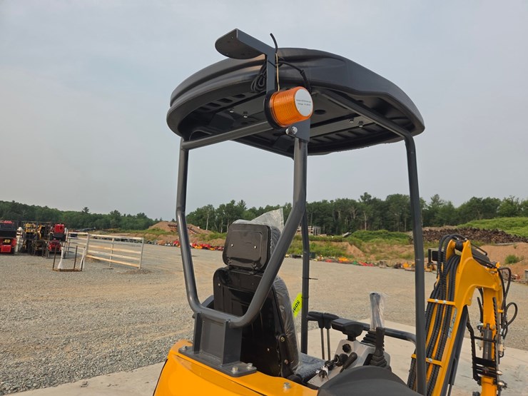 #5090-•-2026-future-ft30-mini-excavator-image-38