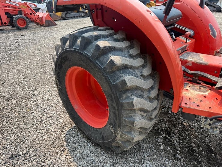 2019-kubota-l2501d-image-13