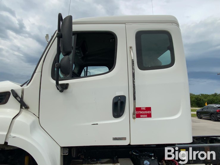 2012-massey-ferguson-730-image-16