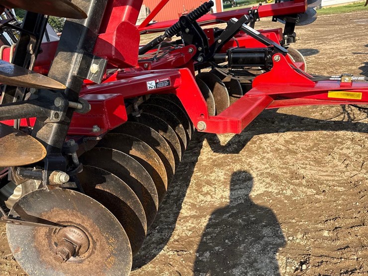 2012-case-ih-370-image-42