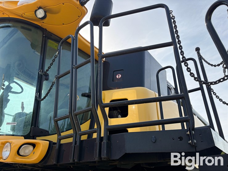 2009-new-holland-cr9040-image-14