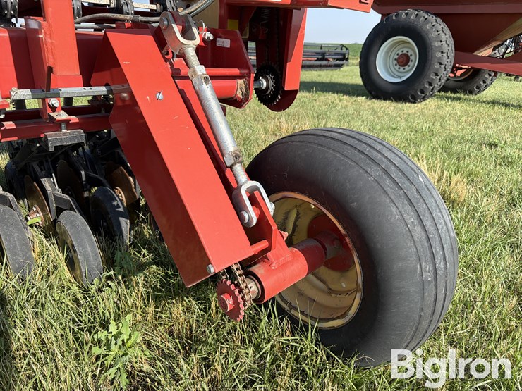 2008-krause-5200m-20-pro-system-minimum-till-precision-grain-drill-image-11